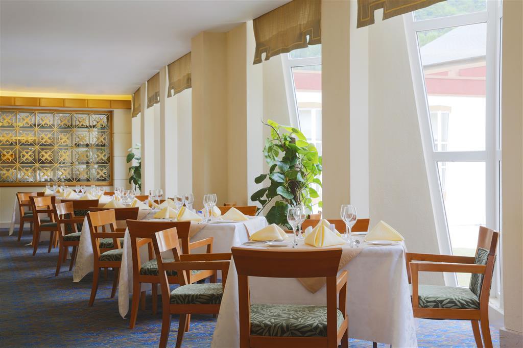 Sheraton Jiuzhaigou Resort ร้านอาหาร รูปภาพ